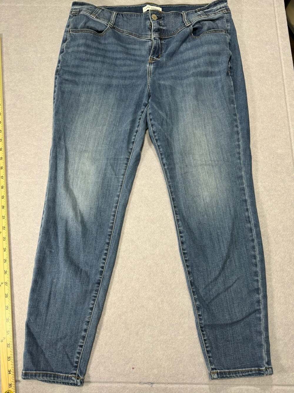 Lane Bryant Magic Waistband High-Rise Jegging Size 18